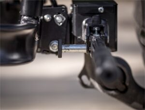 Porte Velos sur Boule dAttelage Eufab Crow Plus Prise 13 Broches 2 Velos Compatible E Bikes Noir 4 13.jpeg